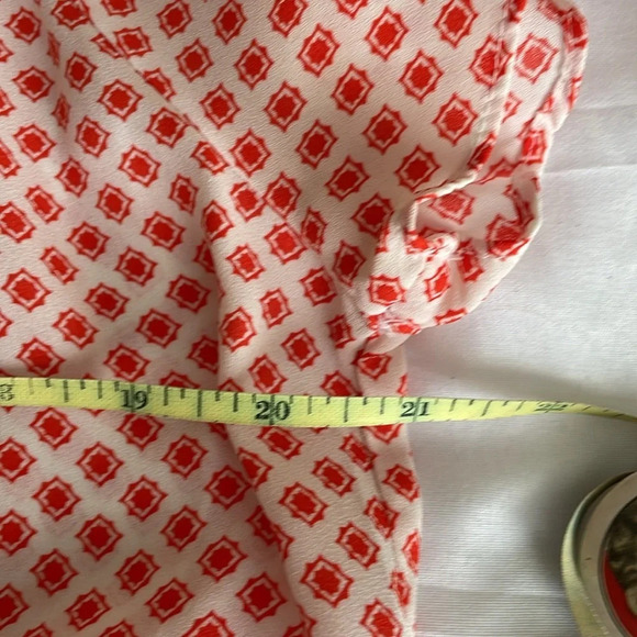 Sami & Jo short sleeve tunic. Sz M White and orange. Ruffle sleeve/Elastic waist - Picture 5 of 7